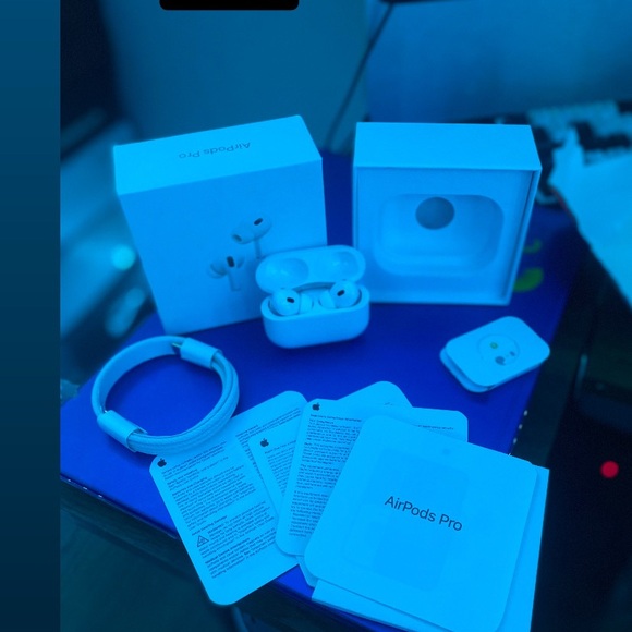 Apple AirPods Pro with Accessories